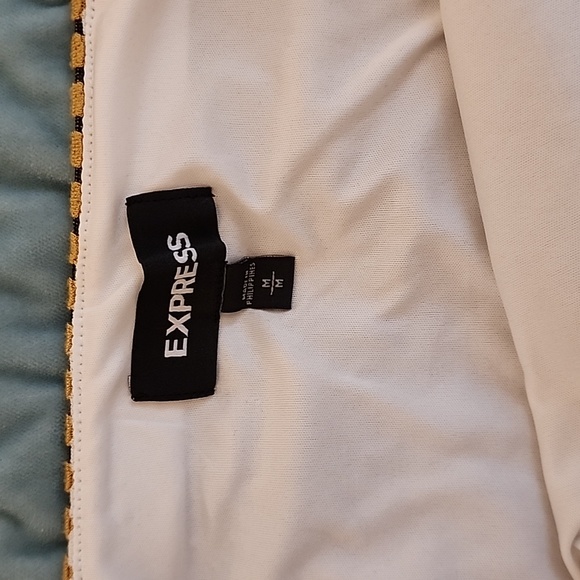 Express Black & Gold Pattern Mini Skirt Size Medium - Picture 4 of 5